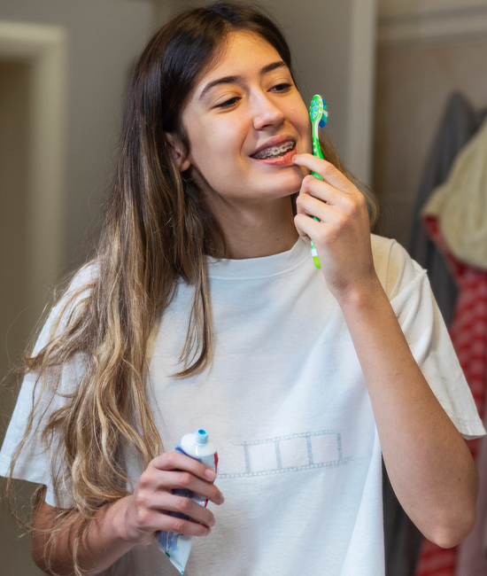 Looking after your teeth during orthodontic treatment